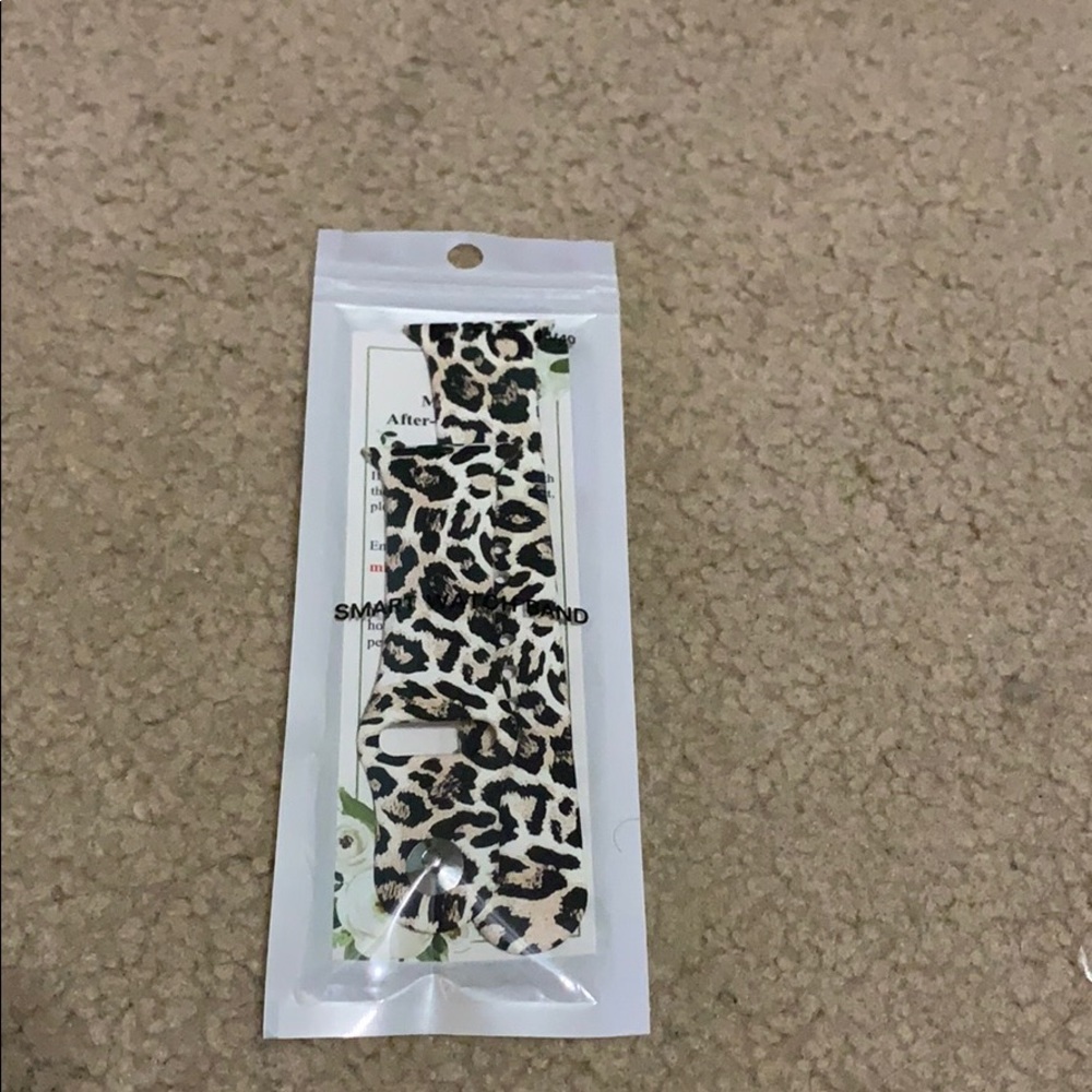 Cheetah IPhone Band